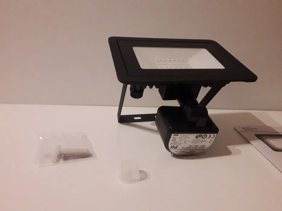 LED spotlight for outdoor